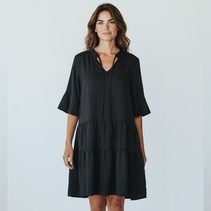 Beachsissi ladies, black short sleeve dress size large brand new never worn